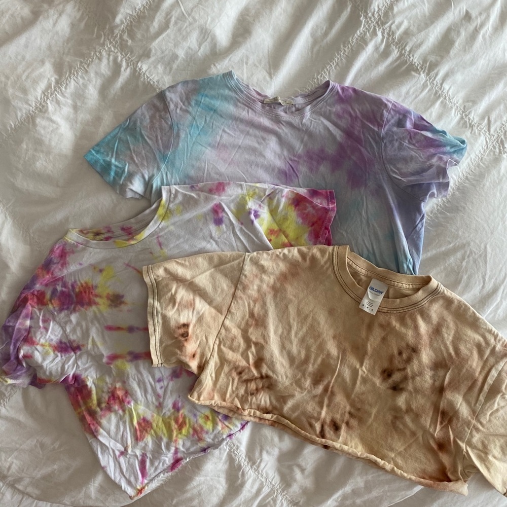 three tie dye shirt bundle!!